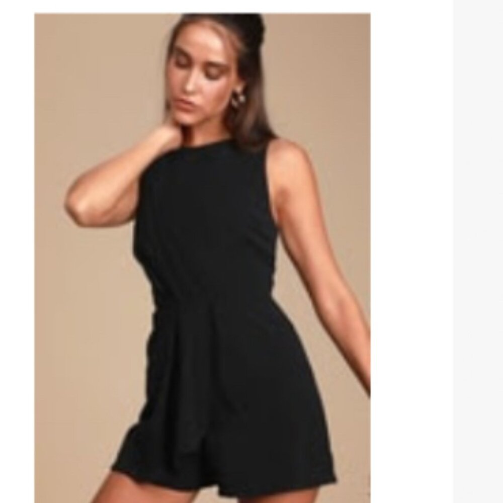 NWT!! Lulus My Dear Black Pleated Sleeveless Romper, size M